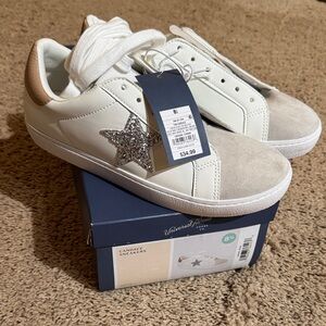 Universal Thread Cream and Tan Sneakers with Silver Star